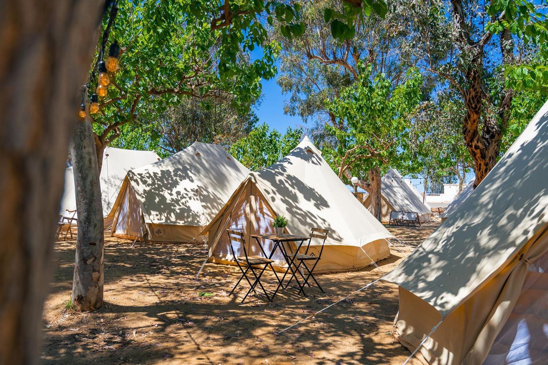 Kampaoh Delta Del Ebro Hotell El Poble Nou del Delta Exteriör bild